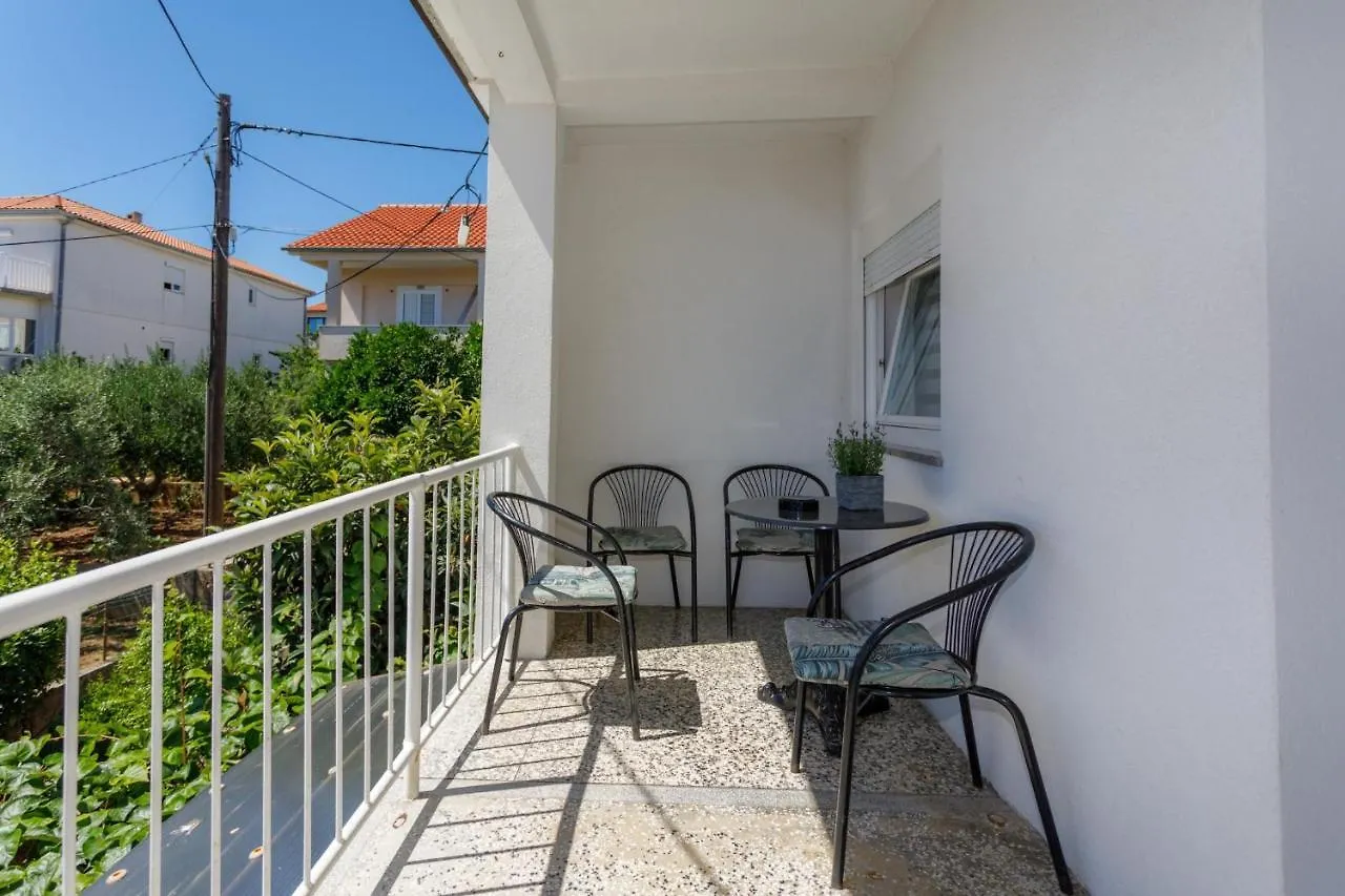 Apartman Laura Krk Town